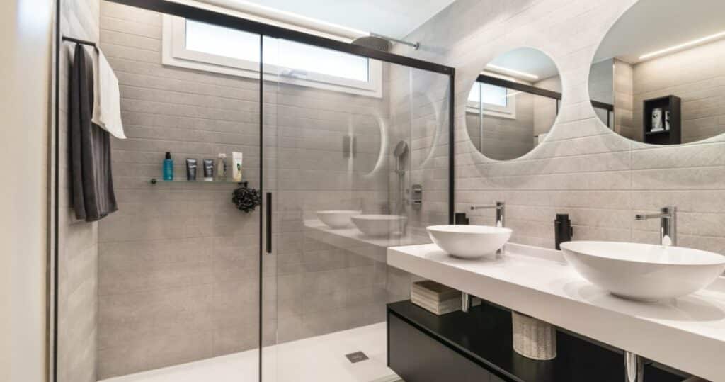 El diseño de los cuartos de baño modernos está evolucionando constantemente, ya que este espacio gana cada vez más protagonismo en nuestros hogares.