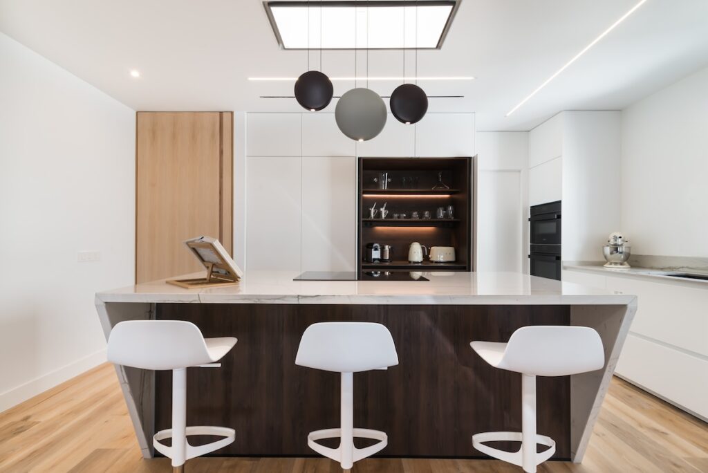 Cocina Santos abierta al salón
