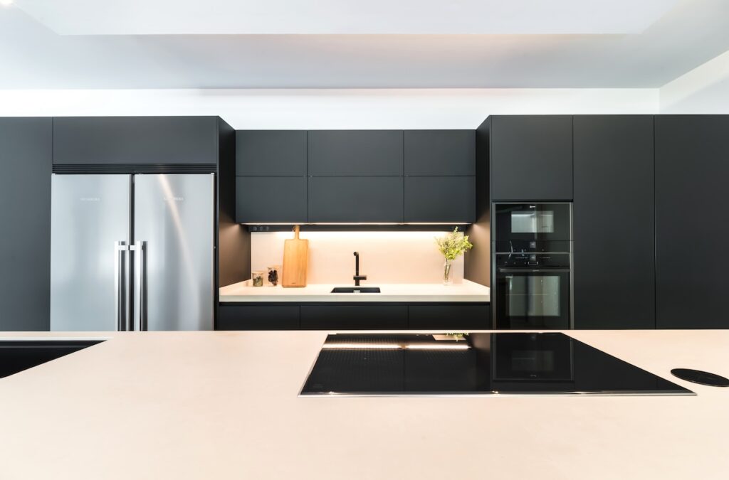 Reformar una cocina con diseño moderno en Madrid