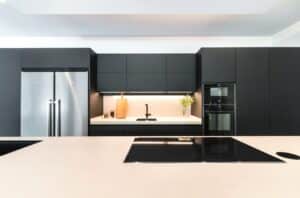 Reformar una cocina con diseño moderno en Madrid